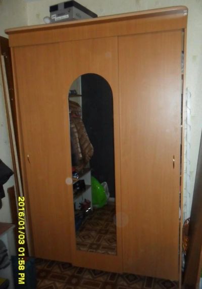 Лот: 6699913. Фото: 1. Шакф трехстворчатый (прихожая). Прихожие, гардеробные