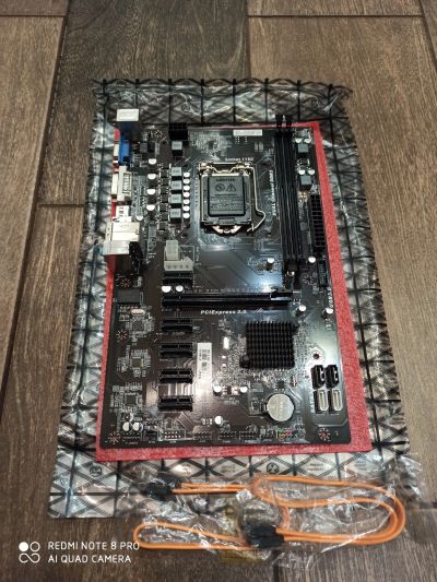 Лот: 15557004. Фото: 1. Новая материнская плата Socket1150... Материнские платы
