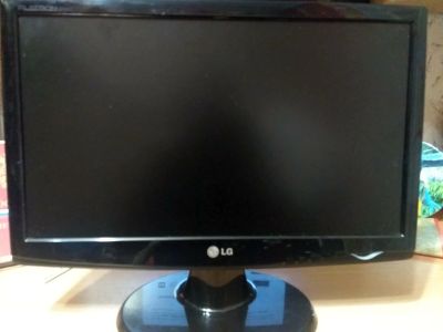 Лот: 17007674. Фото: 1. Монитор LG на запчасти. ЖК-мониторы