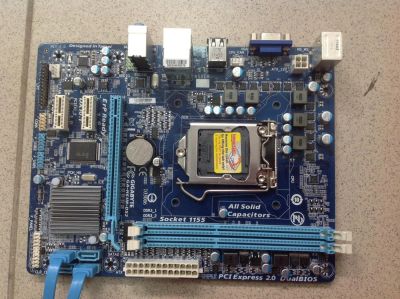 Лот: 5394706. Фото: 1. Материнская плата Gigabyte GA-H61M-DS2. Материнские платы