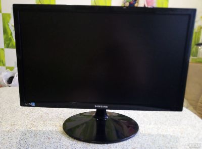 Лот: 16292212. Фото: 1. Монитор Samsung S22B300N. ЖК-мониторы