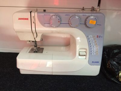 Лот: 7973974. Фото: 1. Швейная машина janome EL545S. Швейная, вязальная