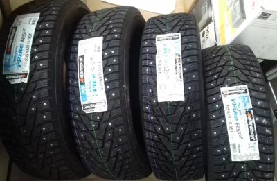 Лот: 19443006. Фото: 1. Шины 205/65 R16 Hankook W429... Шины