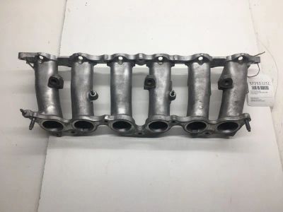 Лот: 20388313. Фото: 1. Коллектор впускной Toyota Mark... Двигатель и элементы двигателя