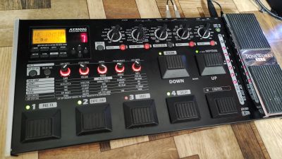 Лот: 21337833. Фото: 1. Гитарный процессор Korg AX3000G. Гитарные эффекты и комбоусилители