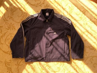 Лот: 16554411. Фото: 1. Ветровка Adidas, разм. 50-52... Верхняя одежда