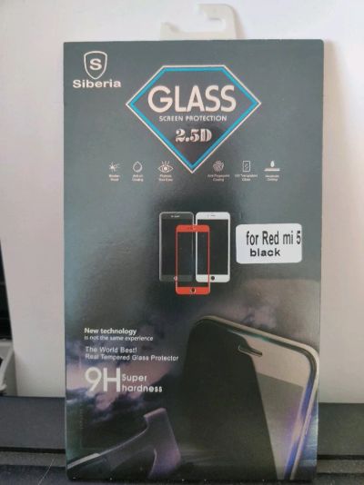 Лот: 11926630. Фото: 1. Защитное стекло на Redmi 5 Plus... Защитные стёкла, защитные плёнки