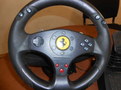 Лот: 3991567. Фото: 1. Руль Тhrustmaster ferrari gt 2-in-1... Рули, джойстики