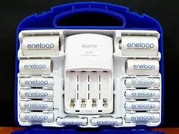 Лот: 4551932. Фото: 1. Зарядное устройство Sanyo Eneloop... Аккумуляторы, зарядные