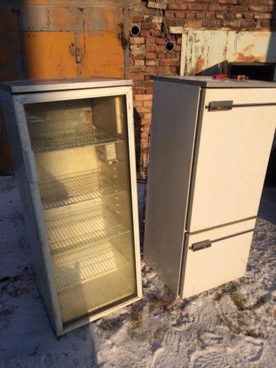 Лот: 15226080. Фото: 1. Холодильники старенькие. Холодильники, морозильные камеры