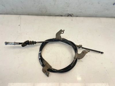 Лот: 22459092. Фото: 1. тросик ручного тормоза Honda Civic... Двигатель и элементы двигателя
