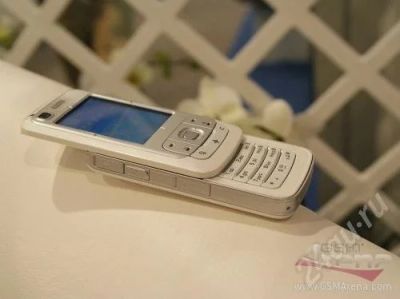 Лот: 436331. Фото: 1. nokia 6110 navigator !!! один... Смартфоны