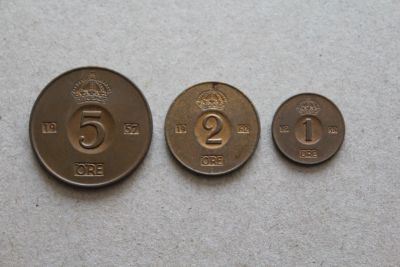 Лот: 25115255. Фото: 1. Швеция Набор 3 монеты 1, 2, 5... Европа