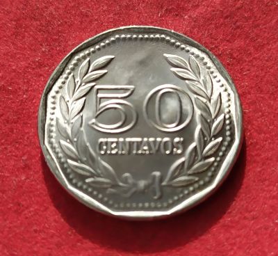 Лот: 19999495. Фото: 1. Колумбия 50 сентаво, 1979 г. Отличная... Америка