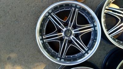 Лот: 11718613. Фото: 1. Диски Sakura r17. Диски