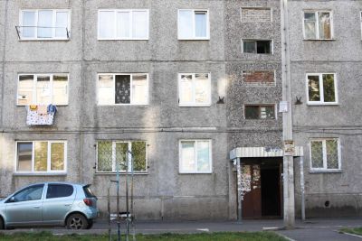 Лот: 6125438. Фото: 1. Сдается Гостинка на Устиновича... Квартиры, студии