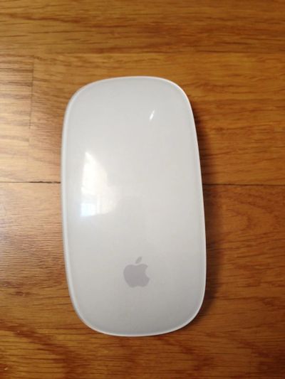 Лот: 7129269. Фото: 1. Apple Magic Mouse. Клавиатуры и мыши