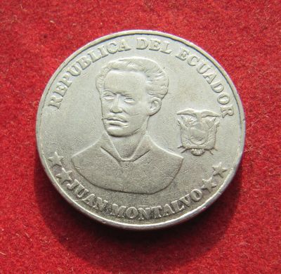 Лот: 19937712. Фото: 1. Эквадор 5 сентаво, 2000 г. Америка