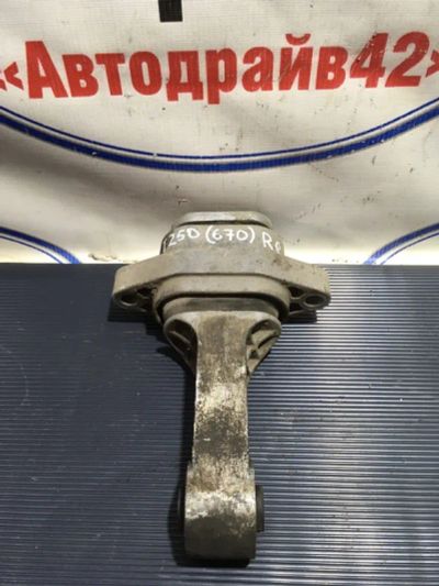 Лот: 21717705. Фото: 1. подушка двигателя Chevrolet Aveo... Двигатель и элементы двигателя