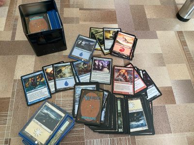 Лот: 19244190. Фото: 1. Карточки Magic the gathering одним... Сувенирные