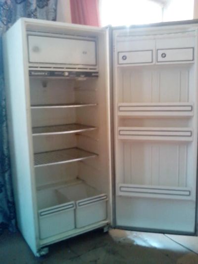 Лот: 5902004. Фото: 1. Холодильник б/у. Холодильники, морозильные камеры