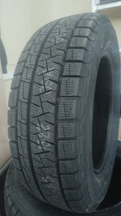 Лот: 23608671. Фото: 1. Зимняя резина 185/65 R-15 "Formula... Шины