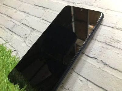 Лот: 16657614. Фото: 1. Телефон Lenovo Z5s. Смартфоны