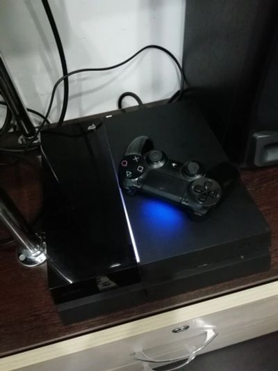 Лот: 12644632. Фото: 1. Ps4 500g. Игровые приставки, консоли