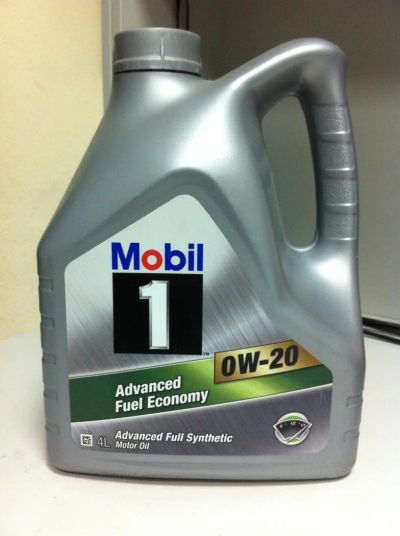 Лот: 6156250. Фото: 1. Масло моторное Mobil 1 0W20 4L... Масла, жидкости