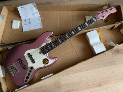 Лот: 16211813. Фото: 1. Marcus Miller Sire v7 2nd gen... Гитары