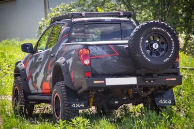 Лот: 14993012. Фото: 1. Задний силовой бампер Mitsubishi... Навесные силовые механизмы