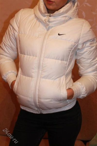 Лот: 3162269. Фото: 1. Пуховик найк(оригинал) белый. Верхняя одежда