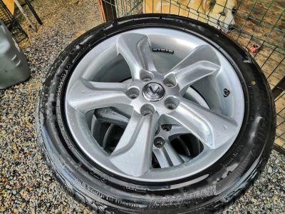 Лот: 15572225. Фото: 1. Колеса Lexus 225/50R17 в сборе... Шины на дисках