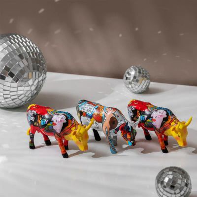 Лот: 24935782. Фото: 1. Коллекционная корова CowParade... Фигурки, статуэтки