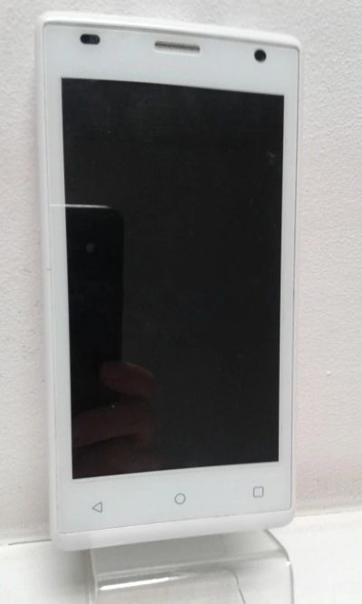 Лот: 10385981. Фото: 1. смартфон Prestigio Wize 03 Duo... Смартфоны