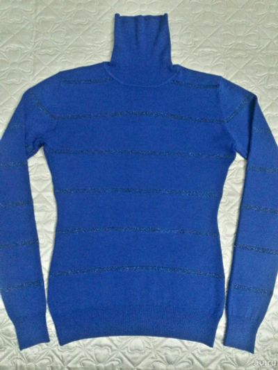 Лот: 14858788. Фото: 1. Красивый свитер (водолазка). Свитера, кофты, трикотаж