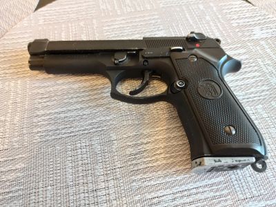 Лот: 17890874. Фото: 1. Страйкбольный пистолет KJW M9. Пейнтбол, страйкбол