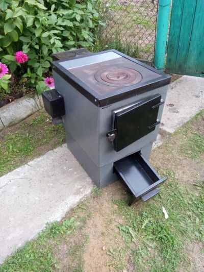 Лот: 10219018. Фото: 1. Котел отопительный твердотопливный... Отопительные котлы, печи