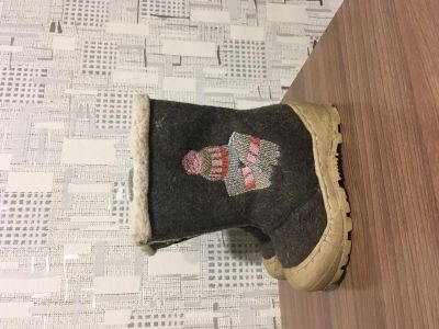 Лот: 14850819. Фото: 1. Валенки 24 р. Валенки, угги, унты