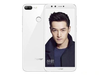 Лот: 11998427. Фото: 1. Новый Huawei Honor 9 lite 3/32Gb... Смартфоны