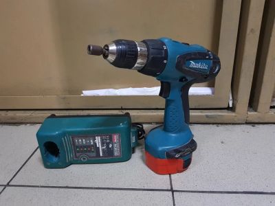 Лот: 14420065. Фото: 1. Дрель-шуруповерт Makita 6337DWD. Электроинструмент