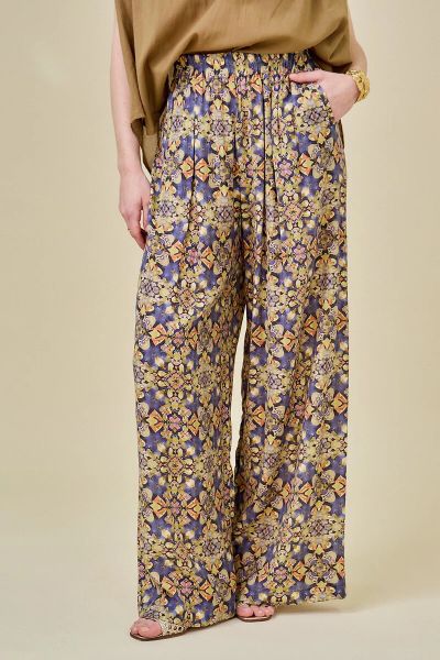 Лот: 25037543. Фото: 1. Брюки LaRedoute. Другое (одежда, обувь, галантерея)