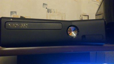 Лот: 2340653. Фото: 1. Xbox 360 Slim 500 Gb FreeBoot... Игровые приставки, консоли