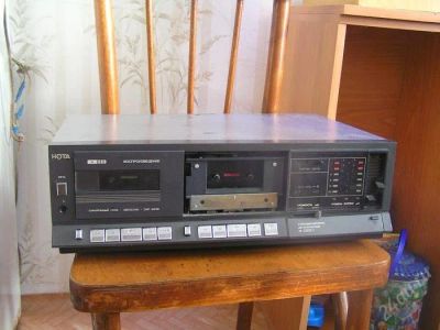 Лот: 143290. Фото: 1. Стереомагнитофон двухкассетный... Кассетные деки, магнитофоны