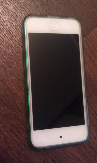 Лот: 3282626. Фото: 1. ipod touch 5 32gb blue. Плееры