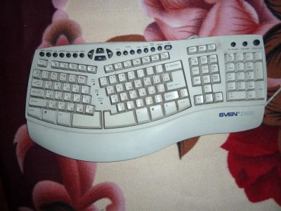 Лот: 3183359. Фото: 1. Эргономичная клавиатура SVEN 2500... Клавиатуры и мыши
