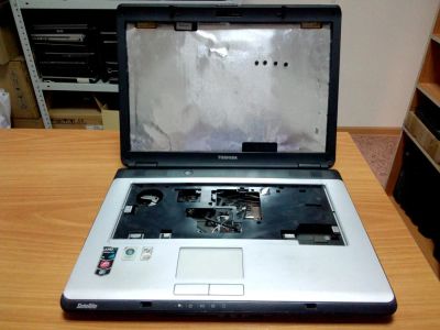 Лот: 10512444. Фото: 1. Корпус Toshiba Satellite L300. Корпуса, блоки питания