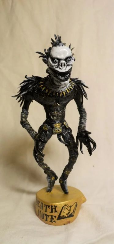 Лот: 6603474. Фото: 1. ryuk death note. Лепка из полимерной глины