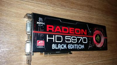 Лот: 7594378. Фото: 1. Двухглавый монстр XFX Radeon HD... Видеокарты
