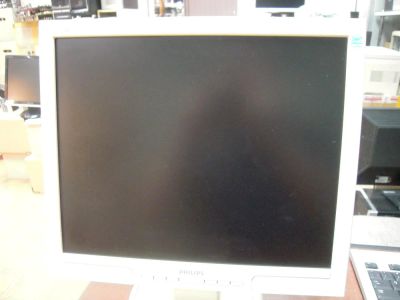 Лот: 9908590. Фото: 1. ЖК монитор 17" Philips + все провода... ЖК-мониторы